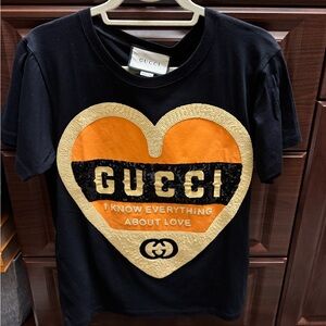 Authentic NWT Gucci Black and Orange Sequined Heart T-Shirt